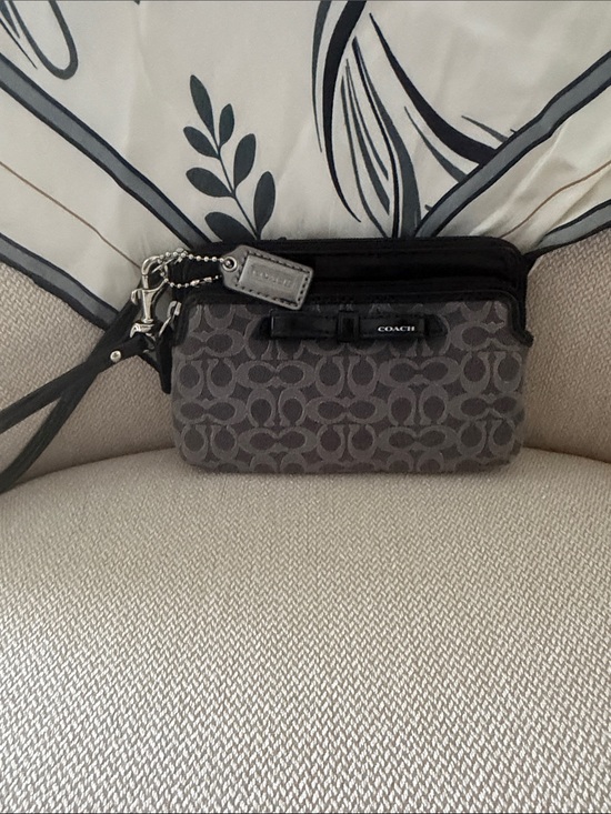 Coach Other - Coach Poppy Wristlet